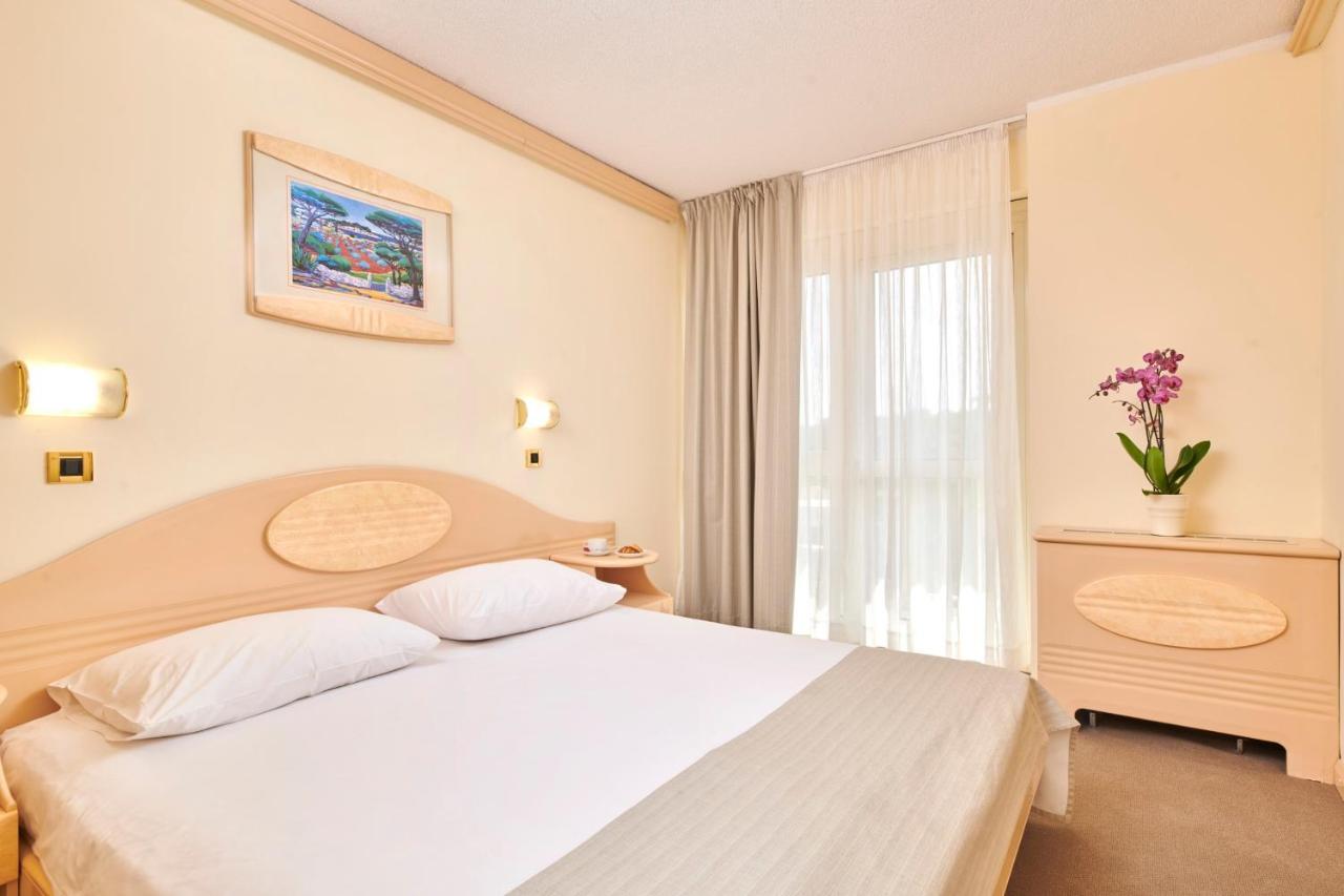 Hotel Istra Plava Laguna Porec Ngoại thất bức ảnh