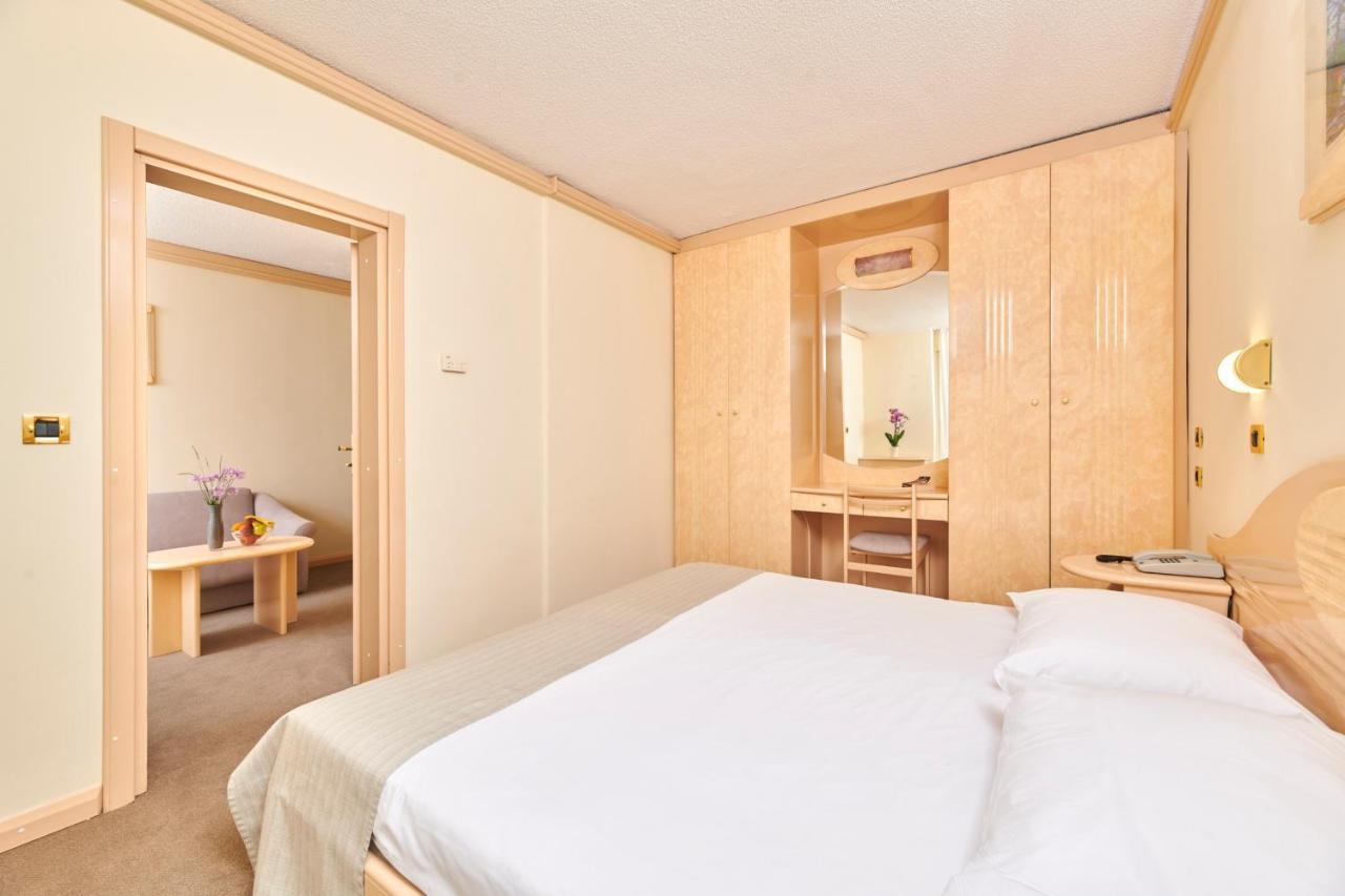 Hotel Istra Plava Laguna Porec Ngoại thất bức ảnh